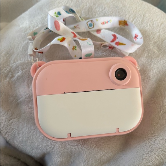 My First Camera Insta 2 | Pink and White - Picture 3 of 12